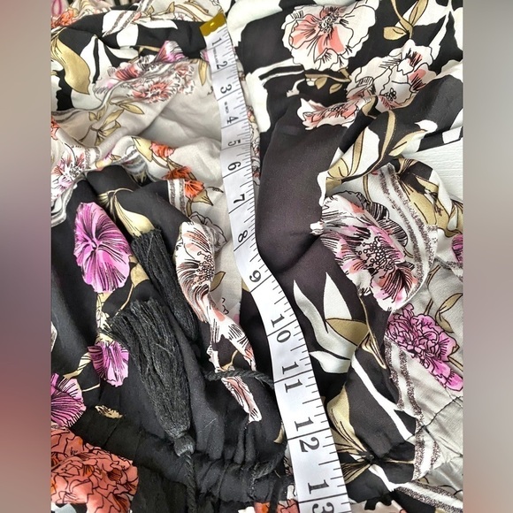 JAASE Wide Leg Floral Jumpsuit with Tassel Tie Waist - Picture 11 of 16